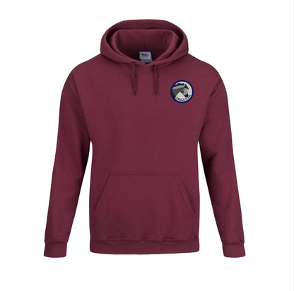 Sweat à capuche bordeaux personnalisé avec illustration du cheval Jargenta pour cavalières et passionnés d’univers équestre