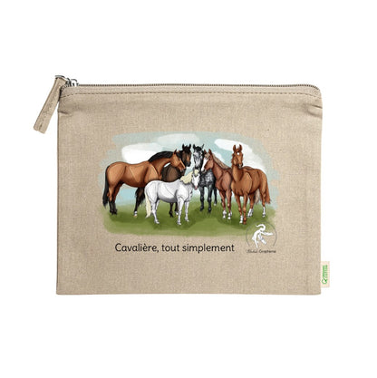 Trousse en coton bio avec illustration de chevaux et texte Cavalière tout simplement, création Libellule Graphisme pour passionnés d’équitation et idée cadeau cavalière